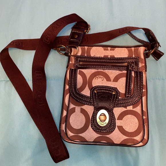 Coach Crossbody - Picture 1 of 3